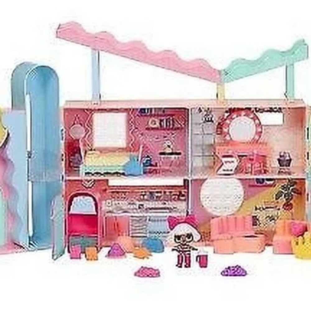 L.O.L. Surprise! New! Squish Sand Magic House with Tot and with Collectible - Picture 2 of 2
